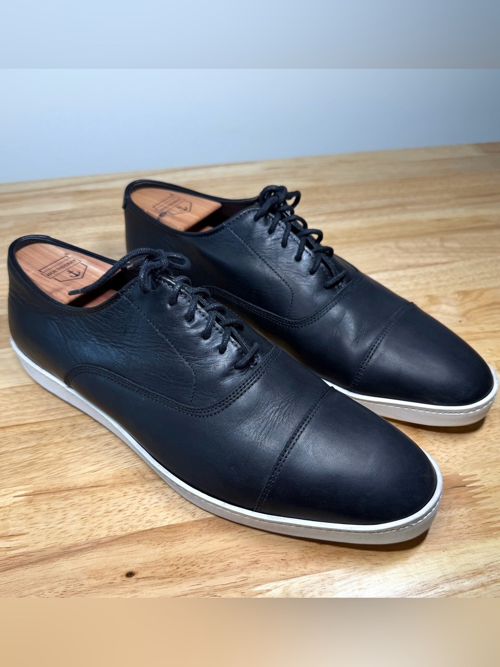 Allen Edmonds Park Avenue Black Leather Cap Toe Oxford Dress Sneakers